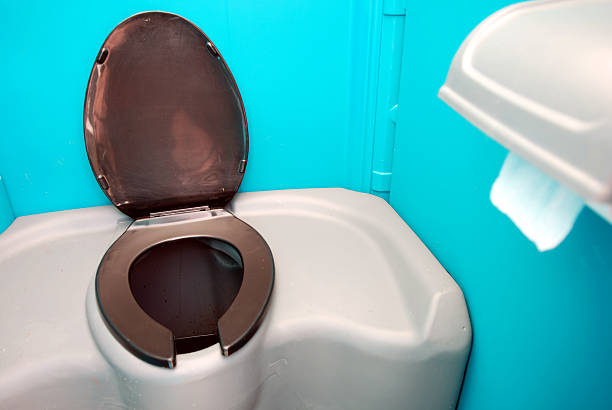 Best Portable restroom trailer rental  in Marion, WI